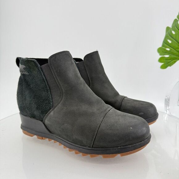 Sorel Women's Evie Boot Size 8.5 Hidden Wedge Heel Bootie Black Suede Pull on - Picture 1 of 15